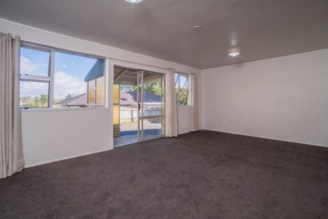 Photo of property in 2/18 James Road, Manurewa, Auckland, 2102