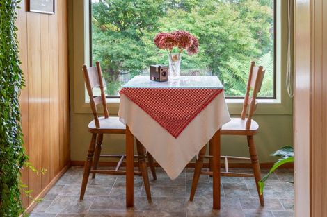 Photo of property in 16 Hunter Street, Dannevirke, 4930