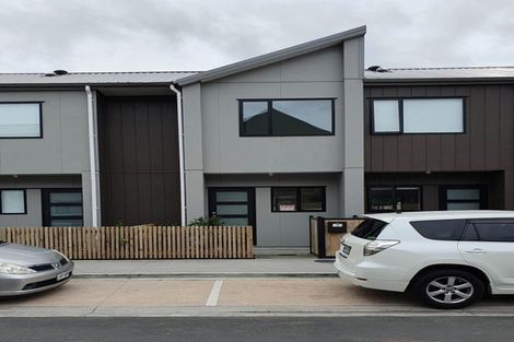 Photo of property in 7 Eileen Newey Place, Henderson, Auckland, 0612