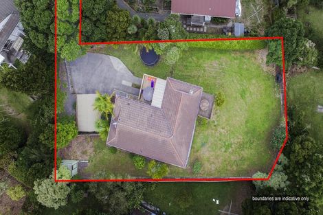 Photo of property in 10 Glenbervie Crescent, Massey, Auckland, 0614