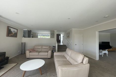 Photo of property in 88 Schnapper Rock Road, Schnapper Rock, Auckland, 0632