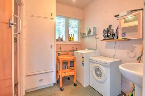 Photo of property in 28 Mandeville Road, Hokonui, Winton, 9782