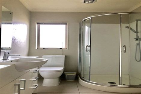Photo of property in 9 Breon Place, Flat Bush, Auckland, 2016