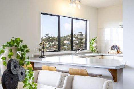 Photo of property in 1/55 Nigel Road, Browns Bay, Auckland, 0630