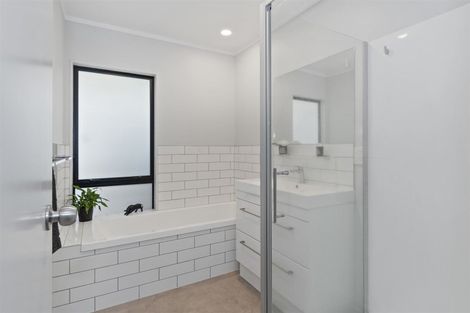 Photo of property in 9 Russley Drive, Mount Maunganui, 3116