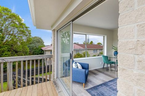 Photo of property in 12 Jenelin Road, Glendene, Auckland, 0602