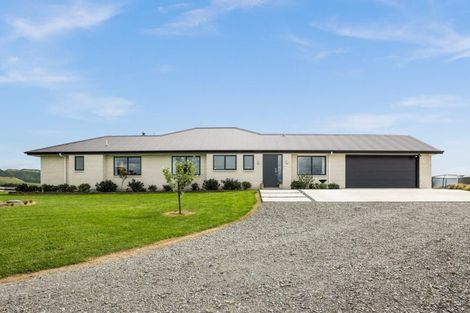 Photo of property in 21c Highlands Drive, Waipawa, 4277