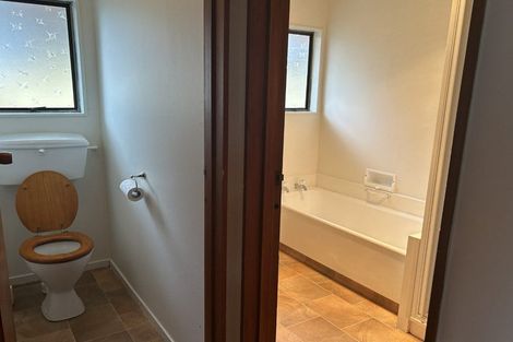 Photo of property in 1/2 Bill Ashcroft Grove, Havelock North, 4130