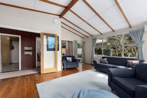 Photo of property in 12 Fendalton Crescent, Pinehaven, Upper Hutt, 5019