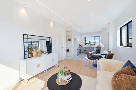 Photo of property in 37 Turret Lane, Hobsonville, Auckland, 0616