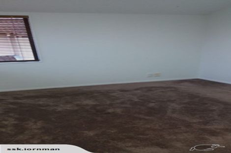Photo of property in 47c Redoubt Road, Goodwood Heights, Auckland, 2105