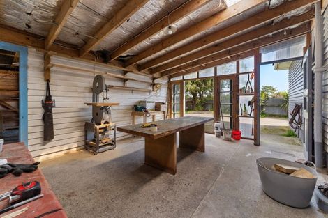 Photo of property in 13 Te Horo Beach Road, Te Horo, Otaki, 5581