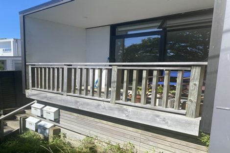 Photo of property in 98 Wadestown Road, Wadestown, Wellington, 6012