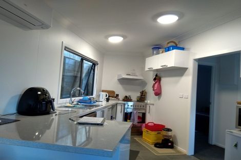 Photo of property in 52 Gurney Road, Kelson, Lower Hutt, 5010