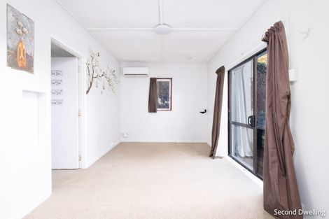 Photo of property in 116 Ennis Avenue, Pakuranga Heights, Auckland, 2010