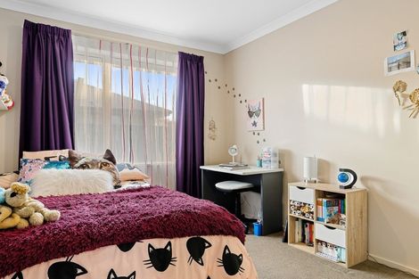 Photo of property in 12 Harakeke Way, Rangiora, 7400