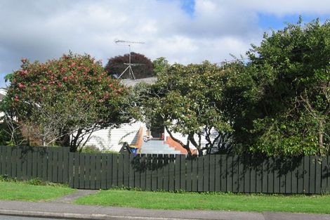 Photo of property in 1/46 Rua Road, Glen Eden, Auckland, 0602