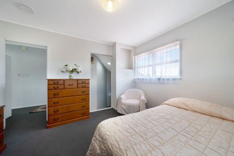 Photo of property in 9 Philip Place, Hillcrest, Auckland, 0627