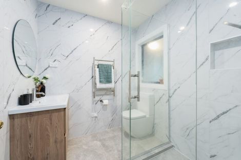 Photo of property in 51 Semillon Avenue, Henderson, Auckland, 0612