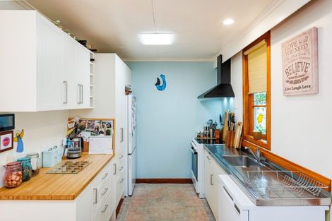 Photo of property in 47 Station Road, Marton, 4710