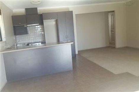Photo of property in 7 Stroud Place, Henderson, Auckland, 0612
