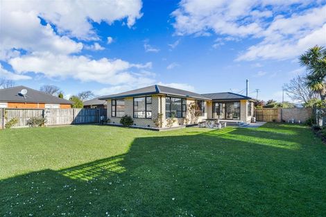 Photo of property in 327 Ferry Road, Waltham, Christchurch, 8011
