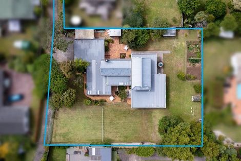 Photo of property in 4 Terrylyn Drive, Hillcrest, Auckland, 0627