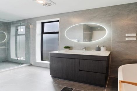 Photo of property in 1/31 Normandy Place, Henderson, Auckland, 0610