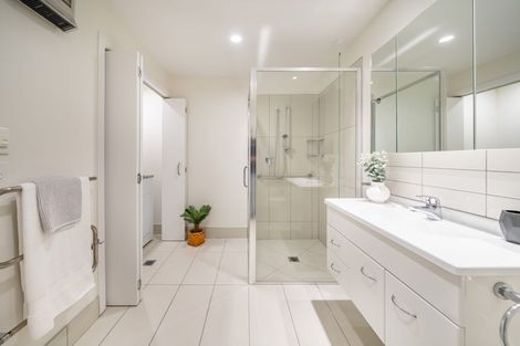 Photo of property in Leslie Block, 25 Graham Street, Petone, Lower Hutt, 5012