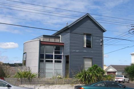 Photo of property in 69 Wright Street, Mount Cook, Wellington, 6021