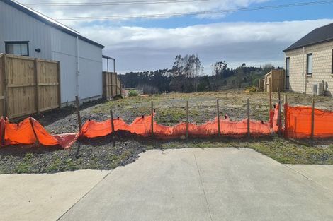 Photo of property in 24 Puwha Street, Massey, 0614