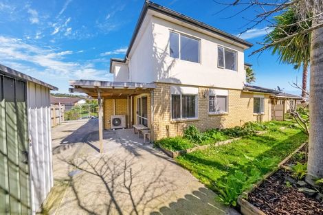 Photo of property in 2 Dunaff Place, Flat Bush, Auckland, 2019