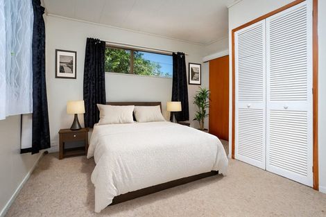 Photo of property in 34 The Avenue, Albany, Auckland, 0632