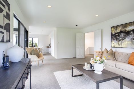 Photo of property in 1/55 Nigel Road, Browns Bay, Auckland, 0630