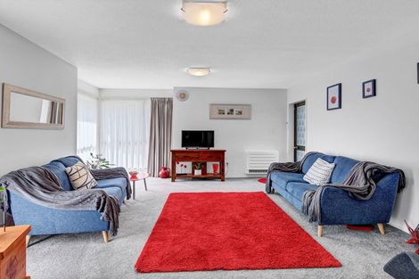 Photo of property in 1/14 Gatonby Place, Avonhead, Christchurch, 8042
