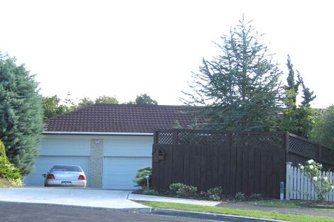 Photo of property in 10 Hollyhock Place, Browns Bay, Auckland, 0630