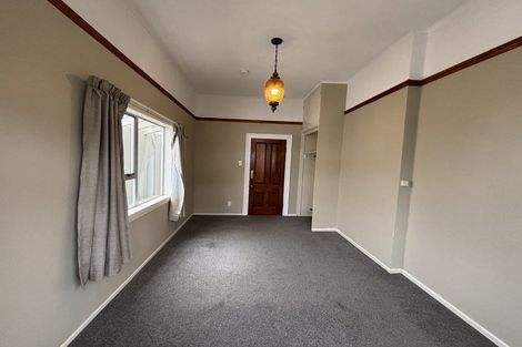 Photo of property in 43 Roxburgh Street, Mount Victoria, Wellington, 6011
