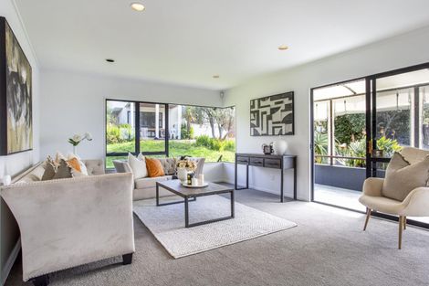 Photo of property in 1/55 Nigel Road, Browns Bay, Auckland, 0630