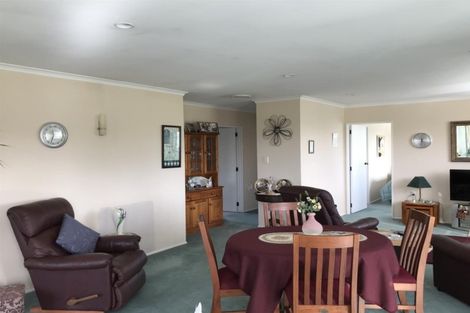 Photo of property in 27 Juliet Street, Stratford, 4332