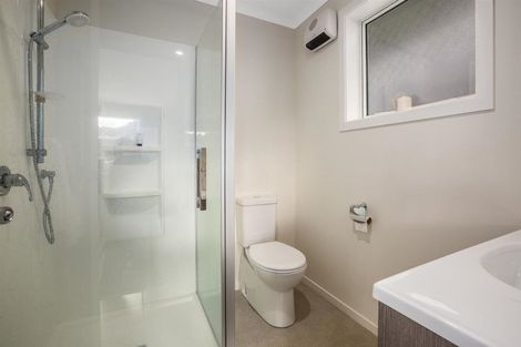 Photo of property in 11 Banks Boulevard, Whitby, Porirua, 5024