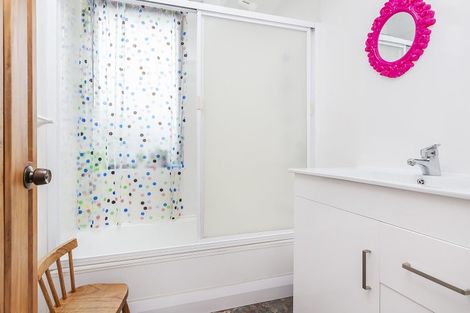 Photo of property in 167 Orangi Kaupapa Road, Northland, Wellington, 6012