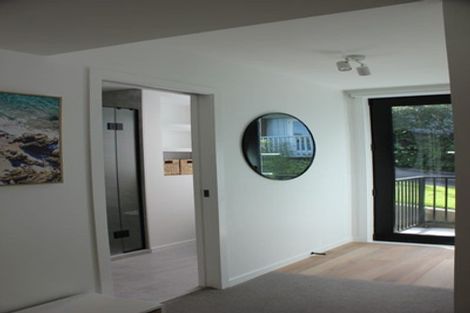 Photo of property in 7 Taumaru Avenue, Lowry Bay, Lower Hutt, 5013