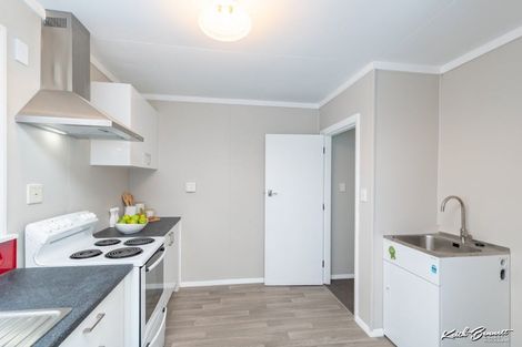 Photo of property in 1/21 Totara Street, Trentham, Upper Hutt, 5018