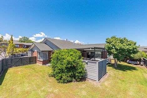 Photo of property in 125 Realm Drive, Paraparaumu, 5032