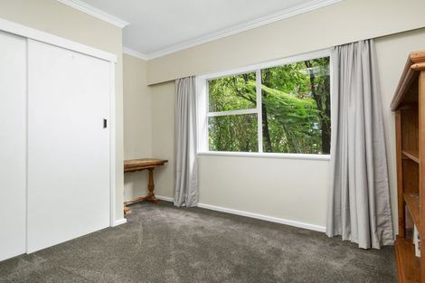 Photo of property in 23 Vista Crescent, Maoribank, Upper Hutt, 5018