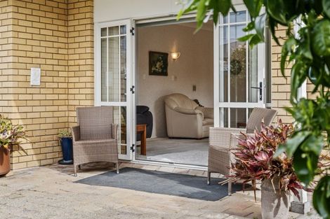 Photo of property in 216b Ngatai Road, Otumoetai, Tauranga, 3110