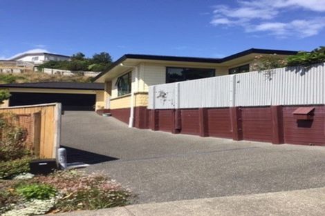 Photo of property in 19 Winsley Terrace, Churton Park, Wellington, 6037