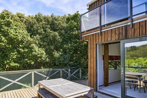 Photo of property in 46 Gordon Road, Plimmerton, Porirua, 5026