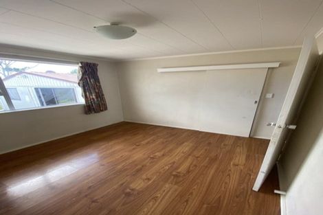Photo of property in 5 Ixia Place, Wiri, Auckland, 2104