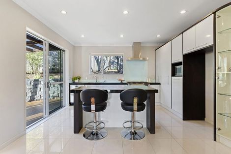 Photo of property in 86 Coachman Drive, Flat Bush, Auckland, 2016